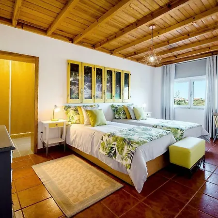 Vale Do Grou Natura 奥比多斯